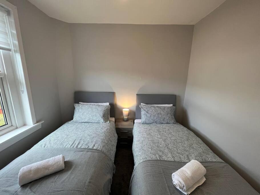 Cosy Cottage Apartment Helensburgh Esterno foto